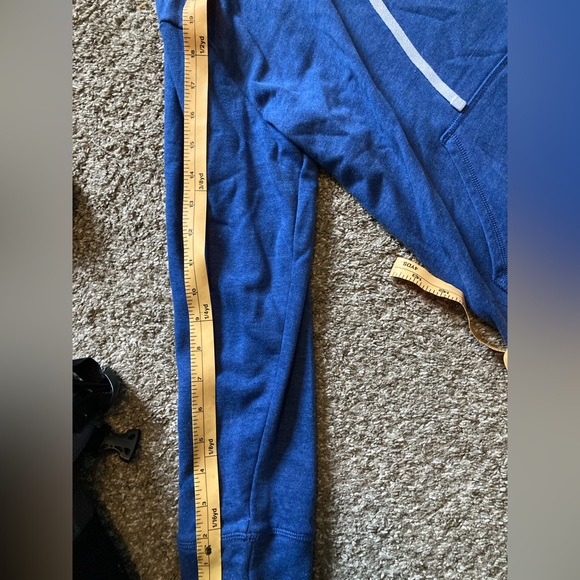 Pullover sweater - Picture 5 of 7